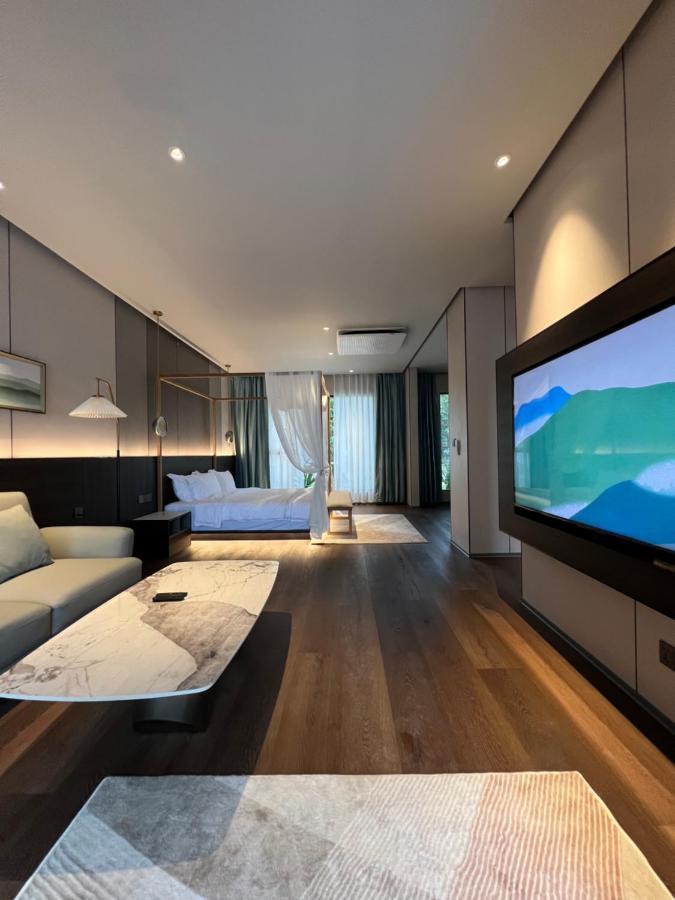 Looma Private Pool Villas Pantai Cenang  Exterior photo