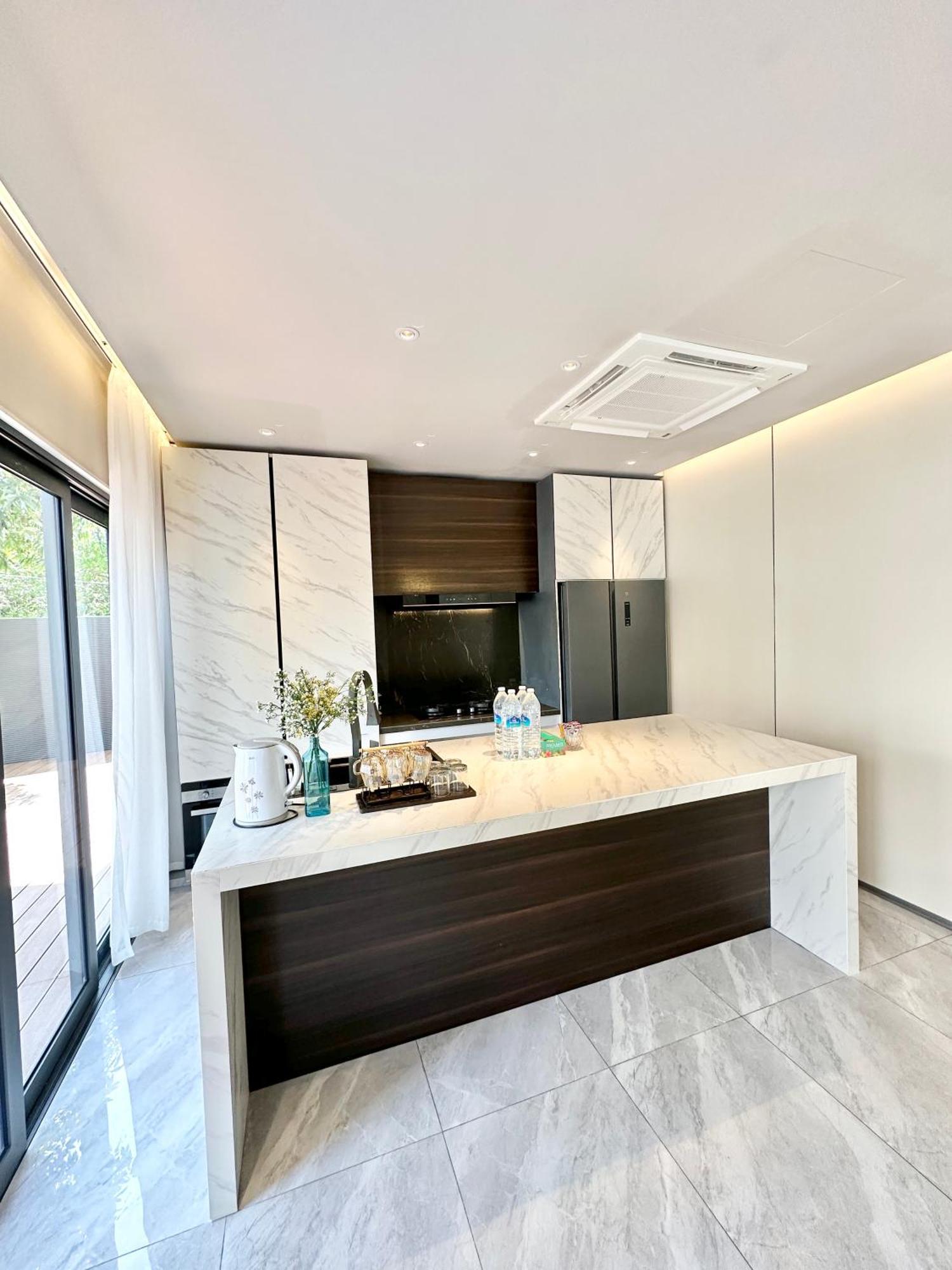 Looma Private Pool Villas Pantai Cenang  Exterior photo