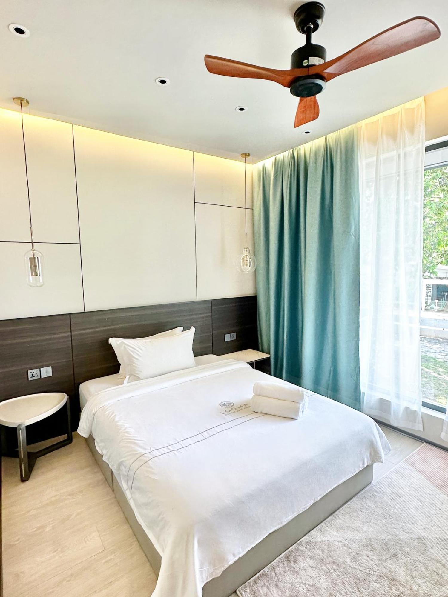 Looma Private Pool Villas Pantai Cenang  Room photo