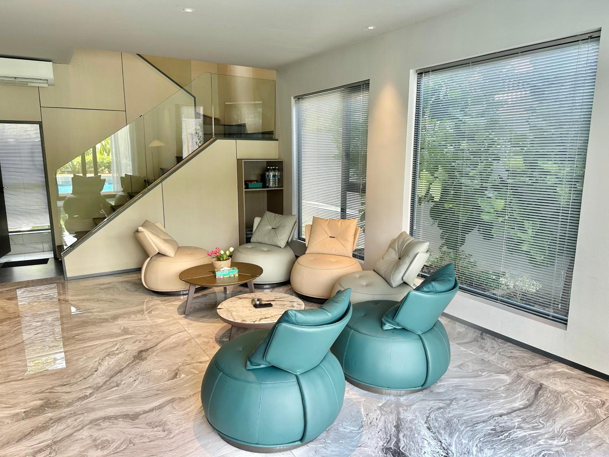 Looma Private Pool Villas Pantai Cenang  Room photo